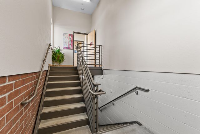 2205 Ashland Street 210, Ashland, OR 97520