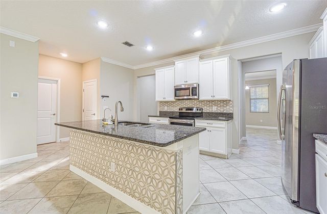 6244 ENGLISH HOLLOW ROAD, Tampa, FL 33647