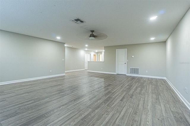 6244 ENGLISH HOLLOW ROAD, Tampa, FL 33647