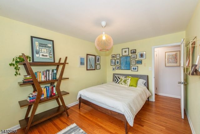 17 Reeve Ave, Stanhope Boro, NJ 07874
