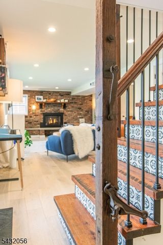 17 Reeve Ave, Stanhope Boro, NJ 07874