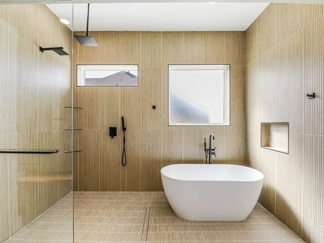 209 Avery Lane, Gunter, TX 75058