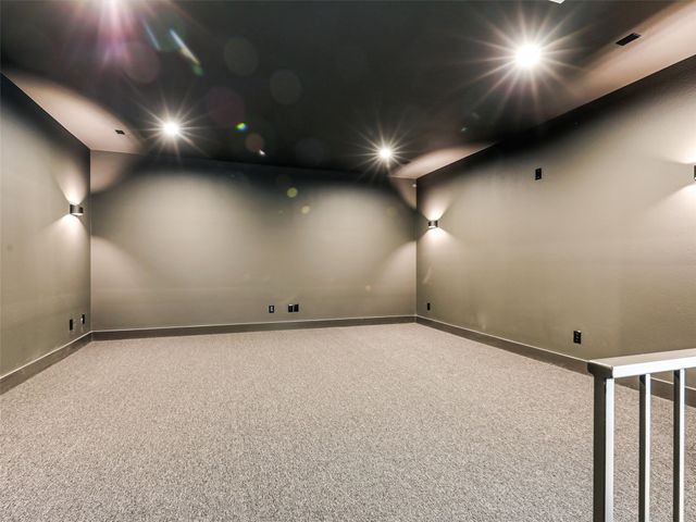 209 Avery Lane, Gunter, TX 75058