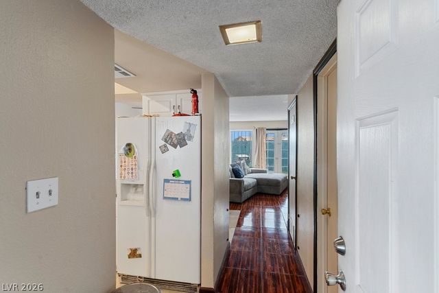 4060 Gold Coast Drive, Las Vegas, NV 89121