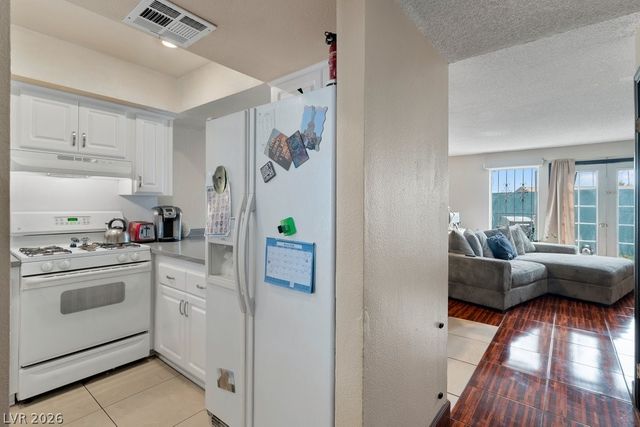 4060 Gold Coast Drive, Las Vegas, NV 89121