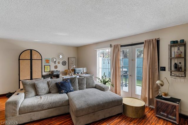 4060 Gold Coast Drive, Las Vegas, NV 89121