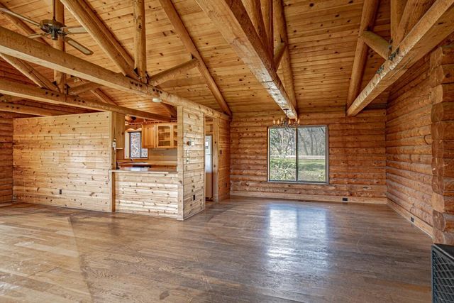 700 Neil Creek Road, Ashland, OR 97520