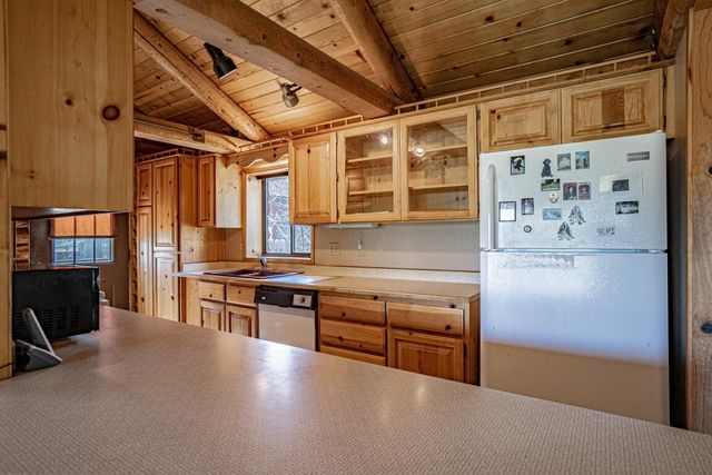 700 Neil Creek Road, Ashland, OR 97520