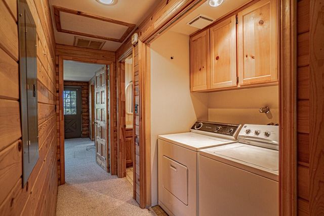 700 Neil Creek Road, Ashland, OR 97520