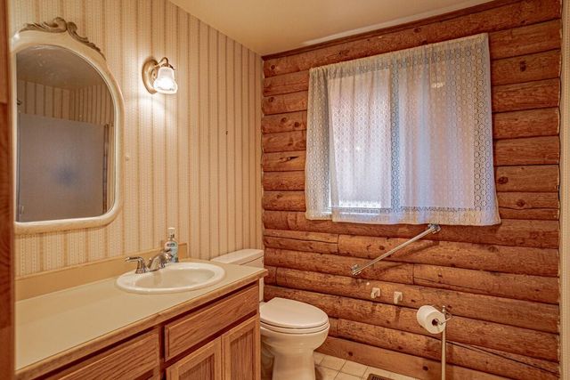 700 Neil Creek Road, Ashland, OR 97520