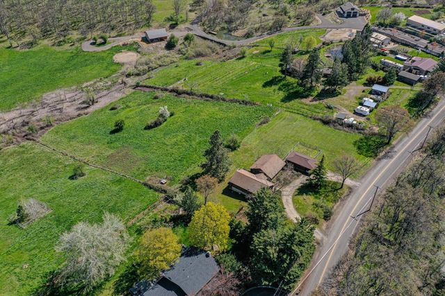 700 Neil Creek Road, Ashland, OR 97520