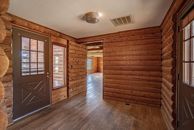 700 Neil Creek Road, Ashland, OR 97520