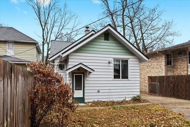 575 E Lewiston Avenue, Ferndale City, MI 48220