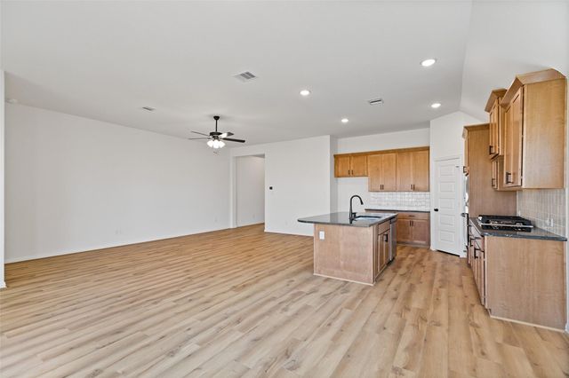 32018 Hoptree Lane, Waller, TX 77484