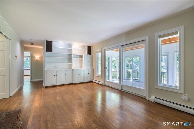 4 Twist Hill Road, Newtown, CT 06470