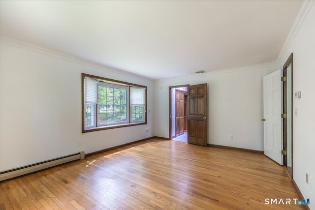 4 Twist Hill Road, Newtown, CT 06470