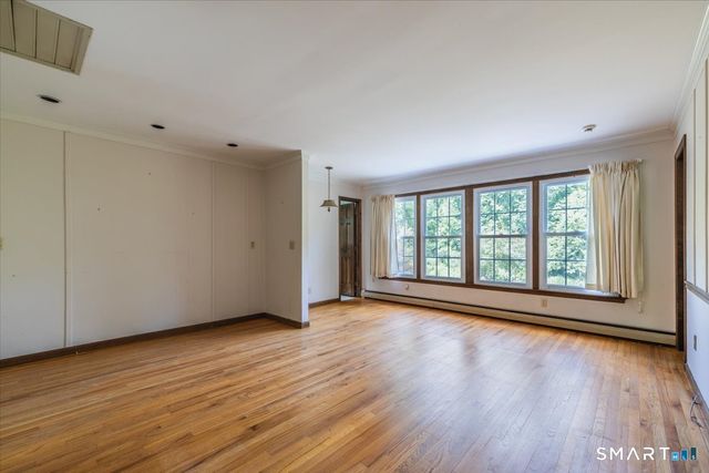 4 Twist Hill Road, Newtown, CT 06470