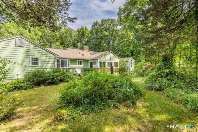 4 Twist Hill Road, Newtown, CT 06470