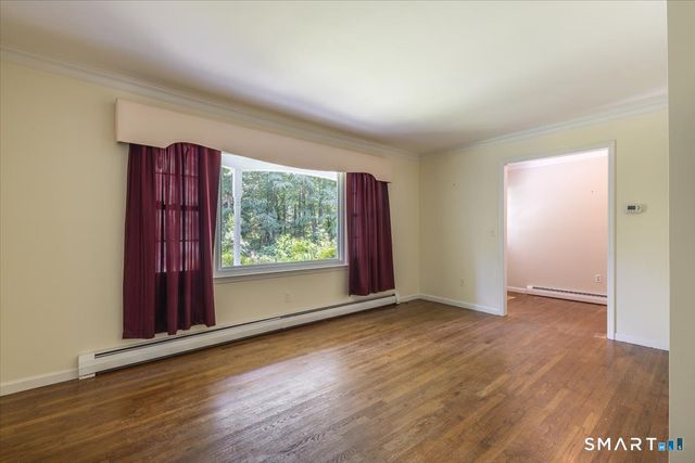 4 Twist Hill Road, Newtown, CT 06470