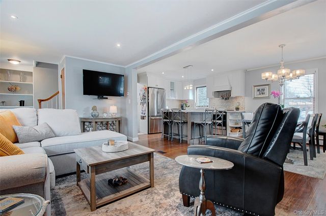 51 Woodland Avenue, Poughkeepsie, NY 12603