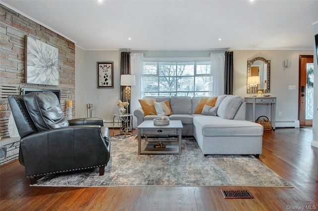 51 Woodland Avenue, Poughkeepsie, NY 12603