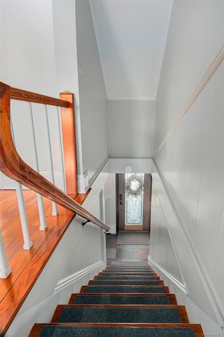 51 Woodland Avenue, Poughkeepsie, NY 12603