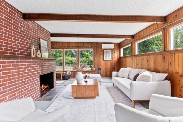 2205 97th Street E, Tacoma, WA 98445