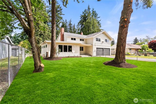 2205 97th Street E, Tacoma, WA 98445
