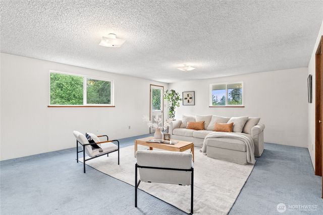 2205 97th Street E, Tacoma, WA 98445
