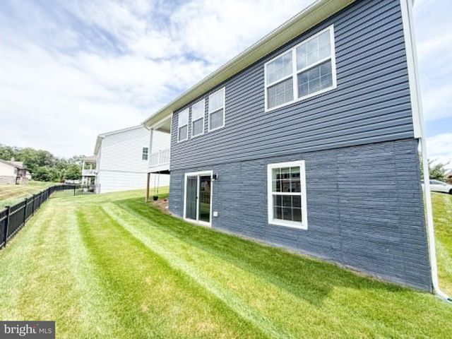 75 GARRISON FALLS DR, Gettysburg, PA 17325