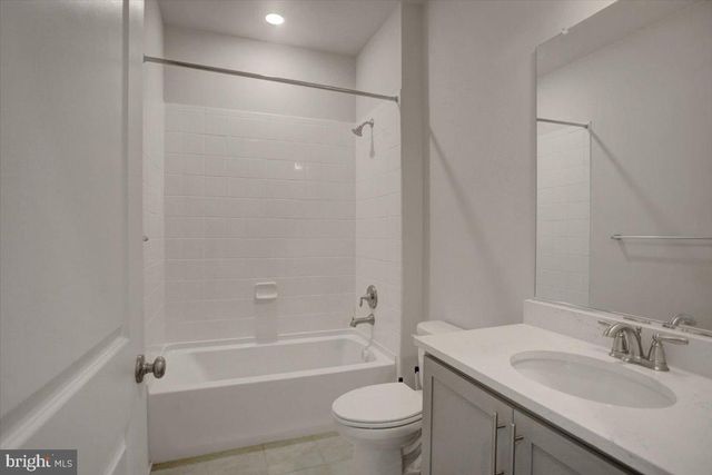 75 GARRISON FALLS DR, Gettysburg, PA 17325