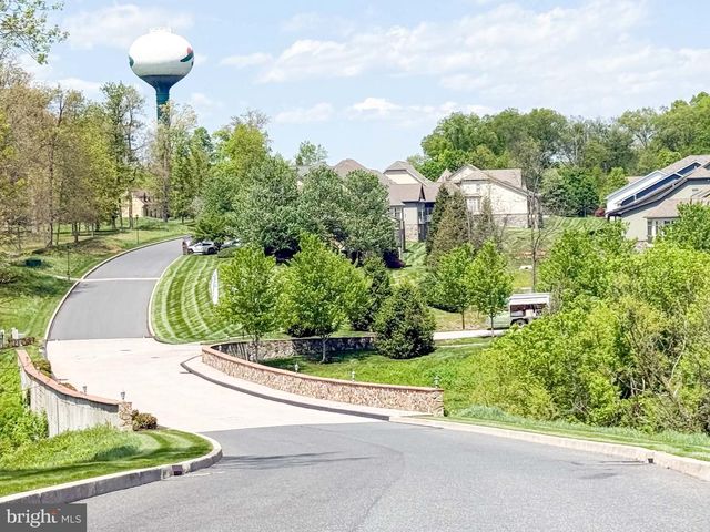 75 GARRISON FALLS DR, Gettysburg, PA 17325