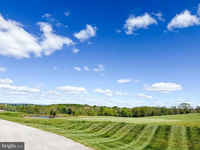 75 GARRISON FALLS DR, Gettysburg, PA 17325