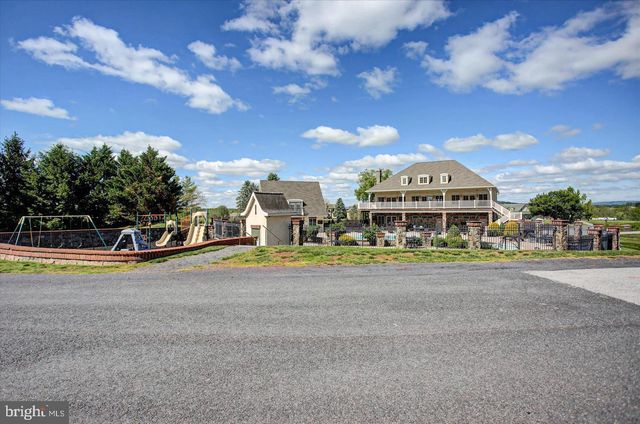 75 GARRISON FALLS DR, Gettysburg, PA 17325