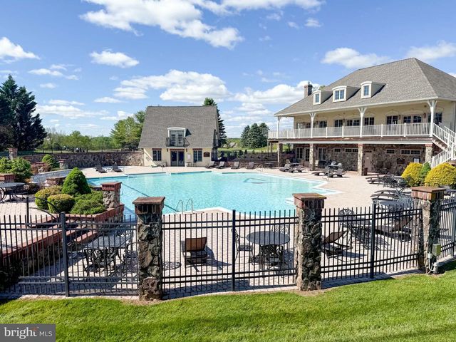 75 GARRISON FALLS DR, Gettysburg, PA 17325