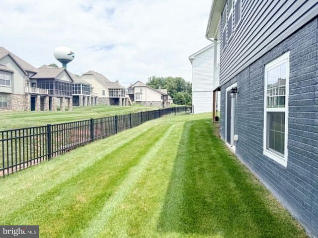 75 GARRISON FALLS DR, Gettysburg, PA 17325