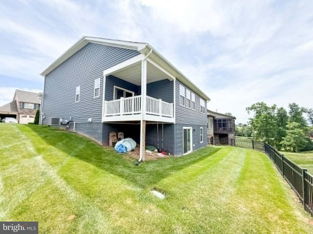 75 GARRISON FALLS DR, Gettysburg, PA 17325