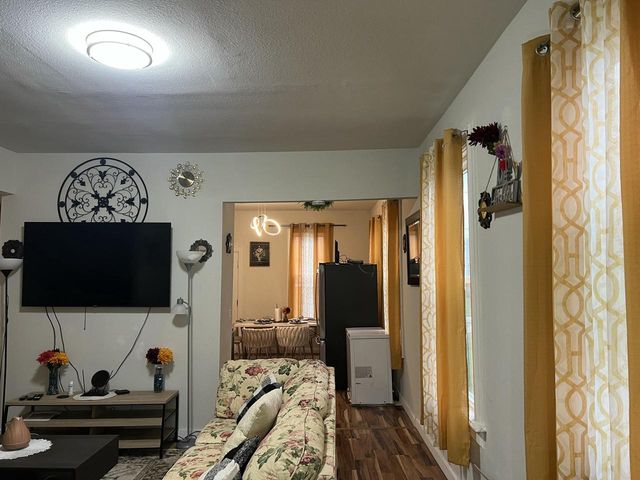 212 W Center STREET, Milwaukee, WI 53212