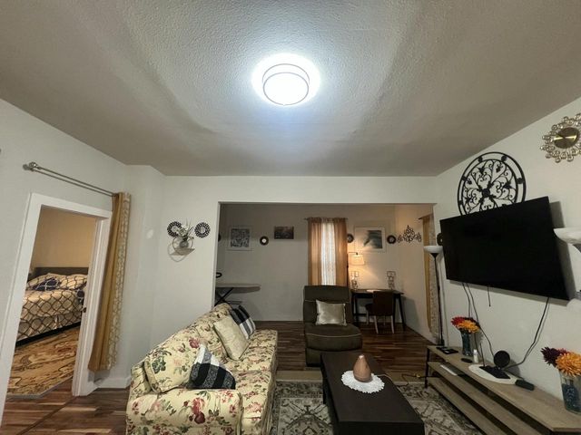 212 W Center STREET, Milwaukee, WI 53212