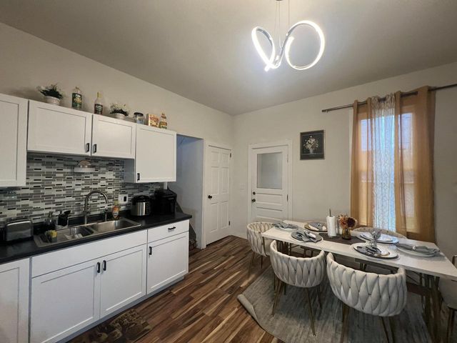 212 W Center STREET, Milwaukee, WI 53212