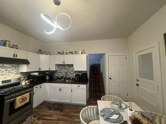 212 W Center STREET, Milwaukee, WI 53212