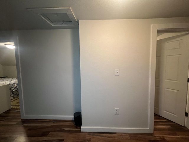 212 W Center STREET, Milwaukee, WI 53212