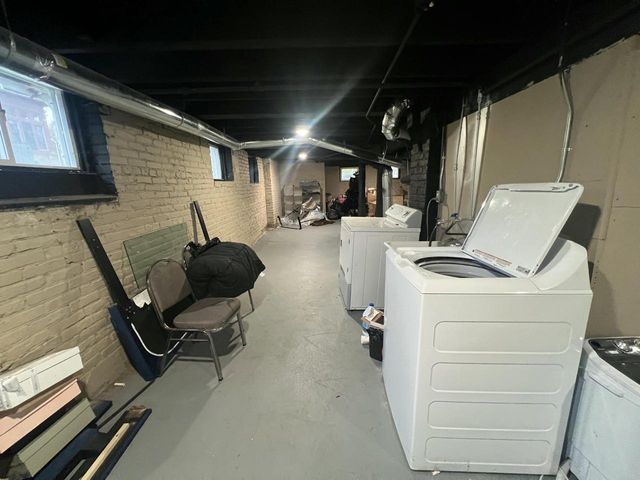 212 W Center STREET, Milwaukee, WI 53212