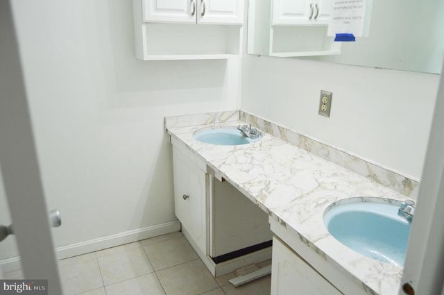 8814 LAFAYETTE DR, Owings, MD 20736