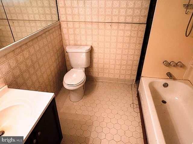 8814 LAFAYETTE DR, Owings, MD 20736