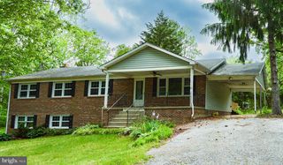 8814 LAFAYETTE DR, Owings, MD 20736