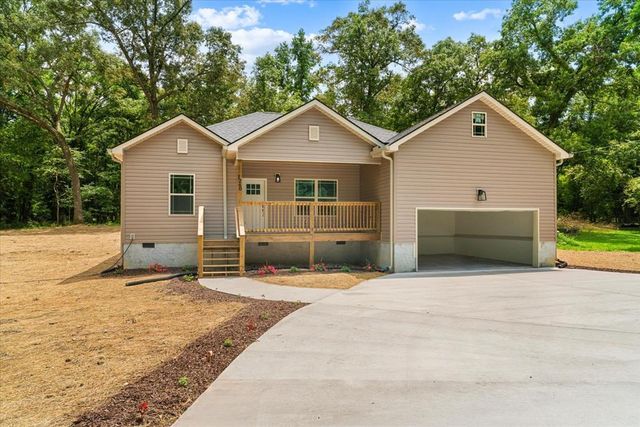 1260 NE Prelsey Rd, Dalton, GA 30721