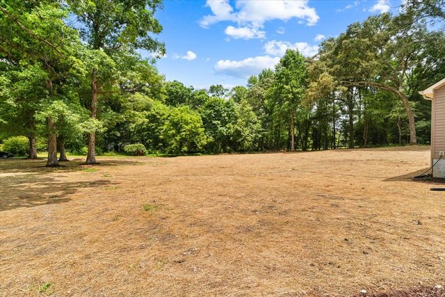 1260 NE Prelsey Rd, Dalton, GA 30721