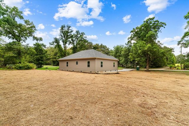 1260 NE Prelsey Rd, Dalton, GA 30721