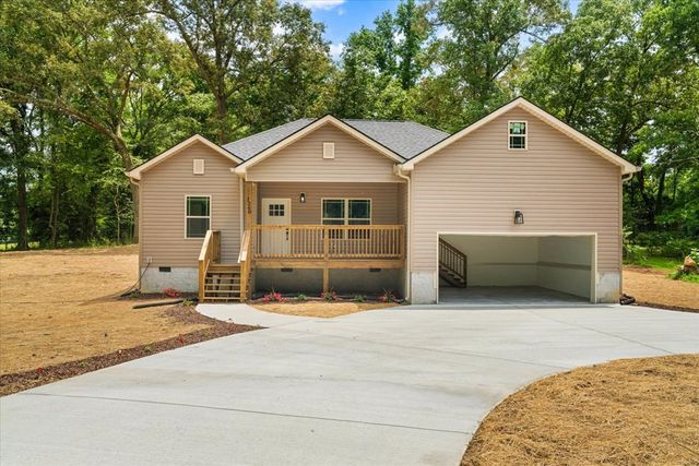 1260 NE Prelsey Rd, Dalton, GA 30721